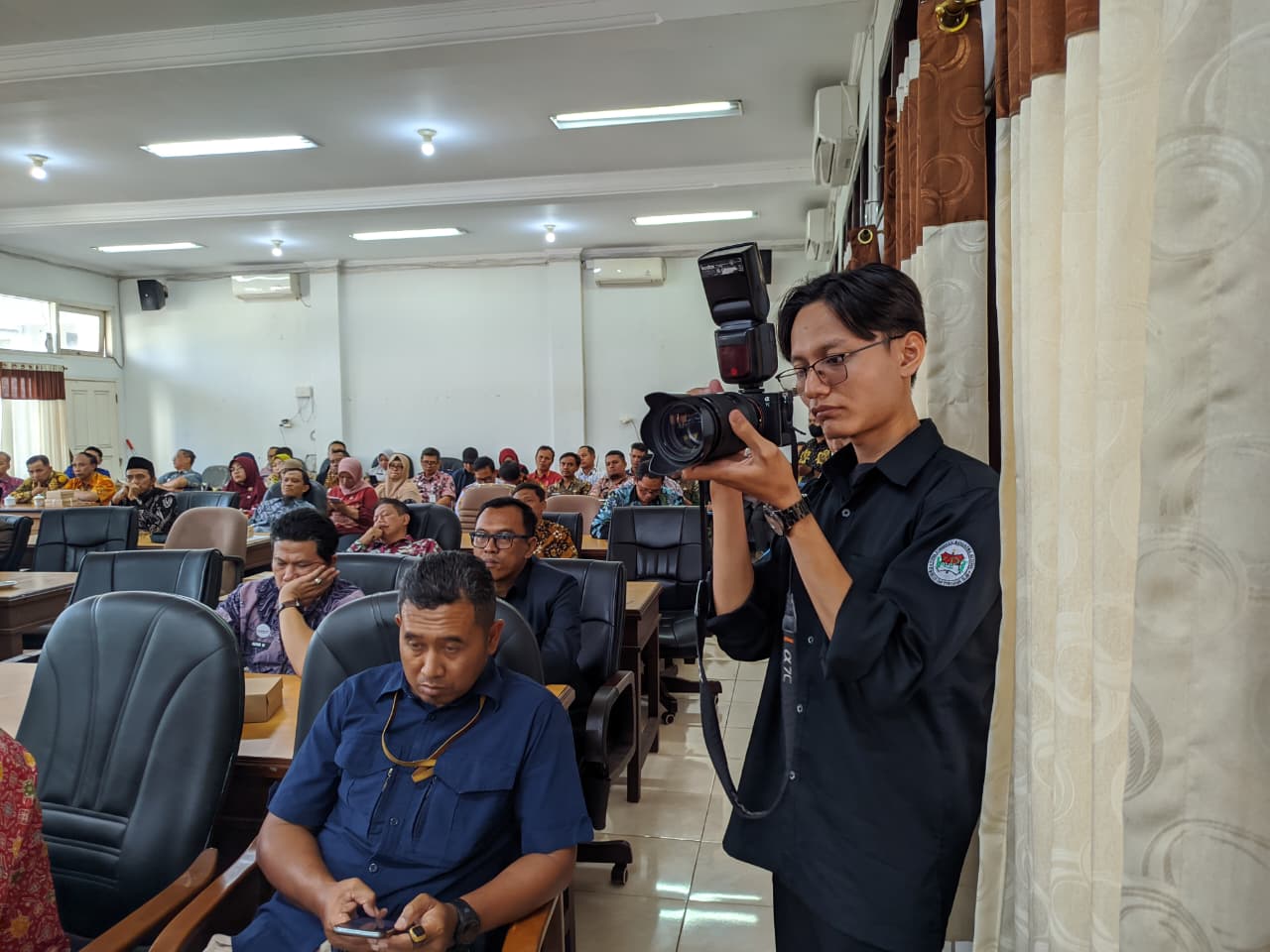 Dokumentasi profesional menggunakan kamera